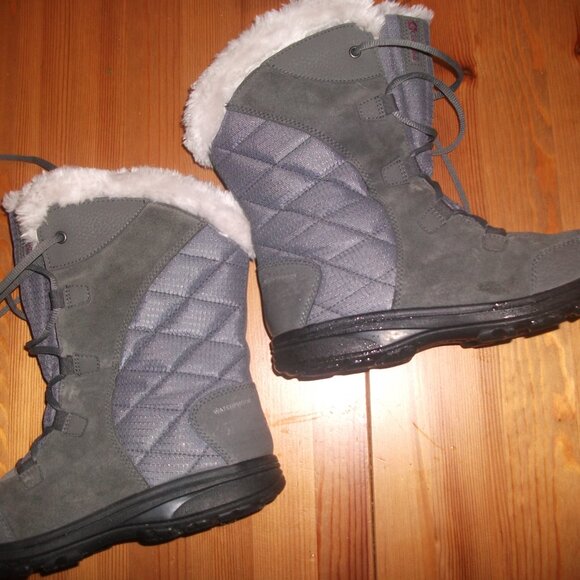 Columbia Ice Maiden II Snow Boot Size 8.5 Waterproof Like New - Picture 5 of 6